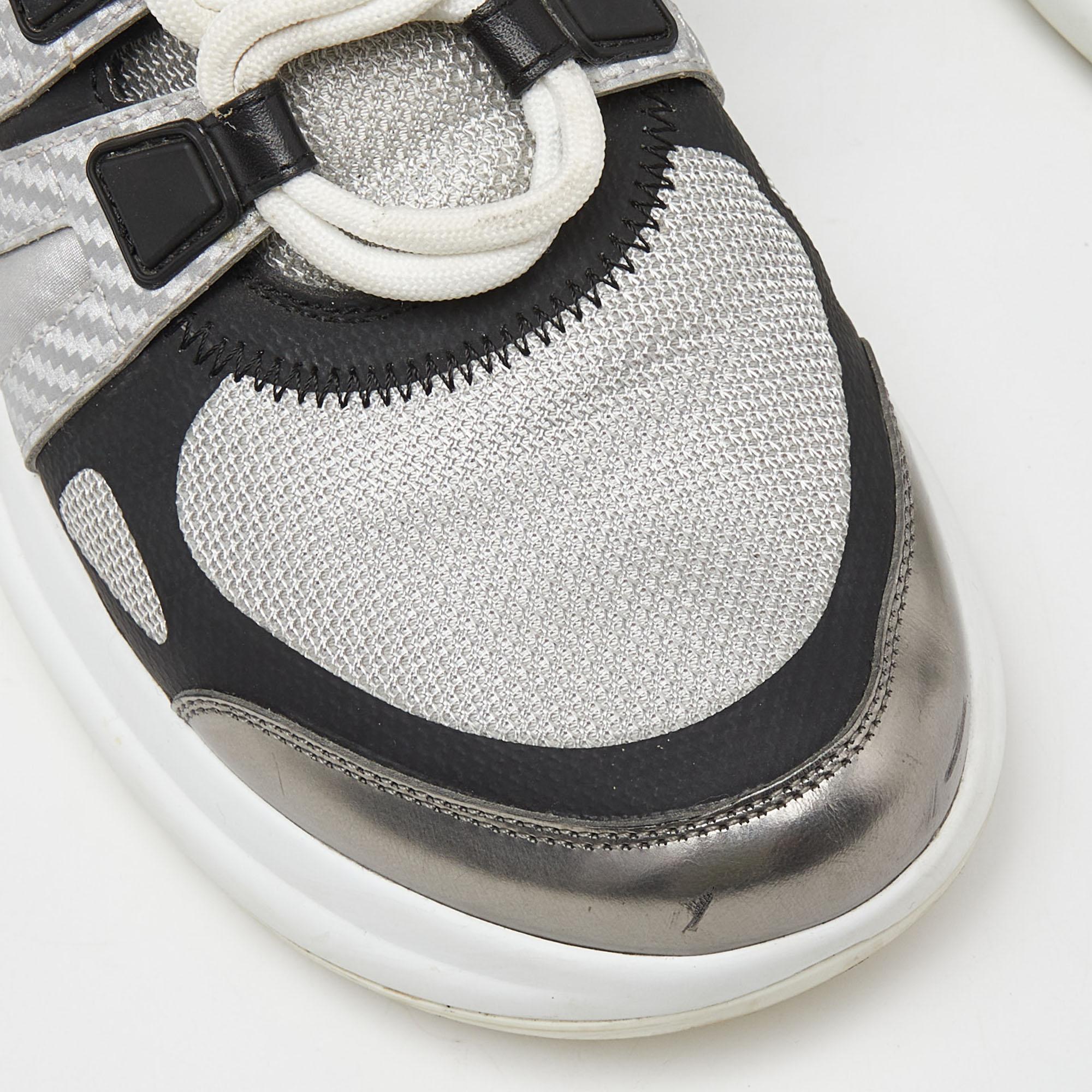 Louis Vuitton Silver Leather and Mesh Archlight  Sneakers Size 38.5 For Sale 3