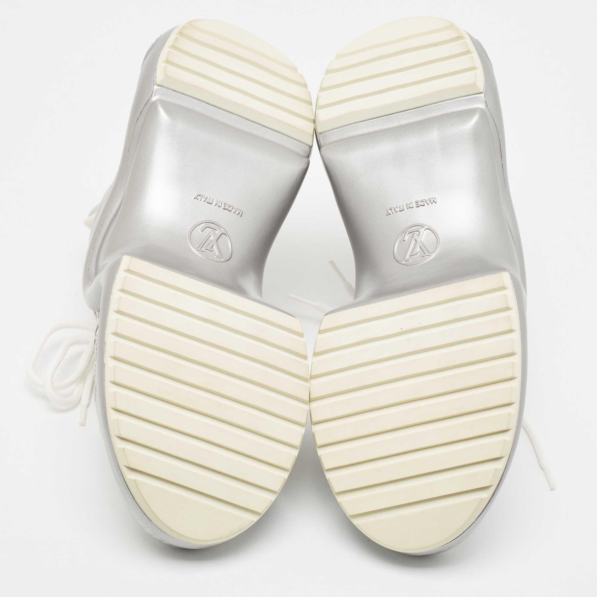 Women's Louis Vuitton Silver Leather Archlight Sneakers Size 40 For Sale