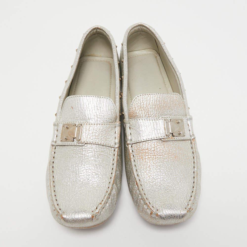Argent Louis Vuitton - Mocassins Lombok en cuir argenté, taille 40,5