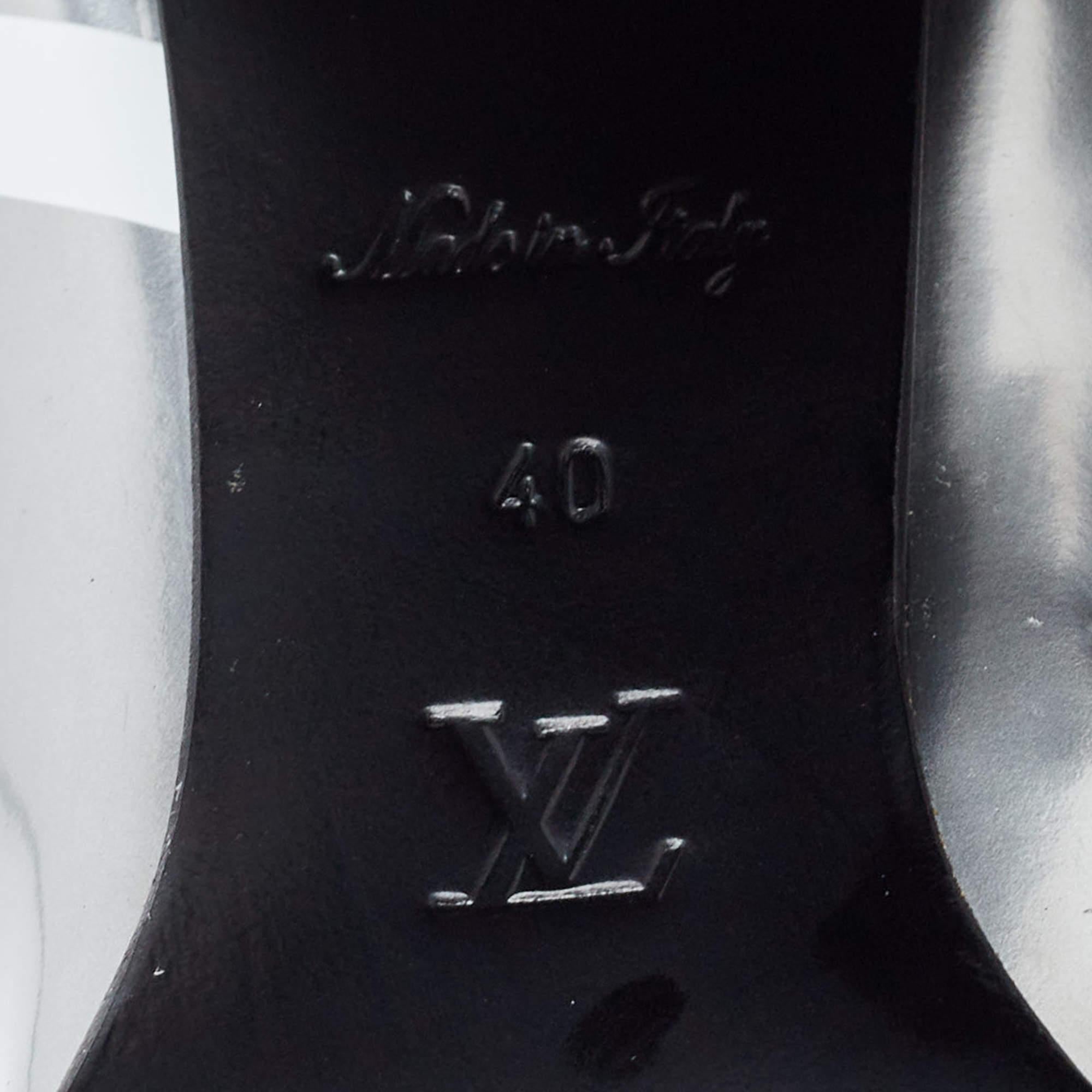 Louis Vuitton Spaceship-Stiefeletten aus silbernem Leder Größe 40 Damen im Angebot