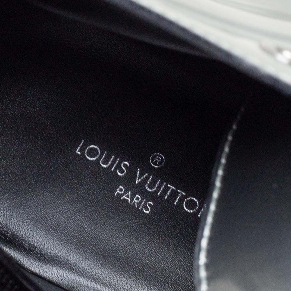 Louis Vuitton Silver Leather Spaceship Ankle Boots Size 40 In Good Condition In Dubai, Al Qouz 2