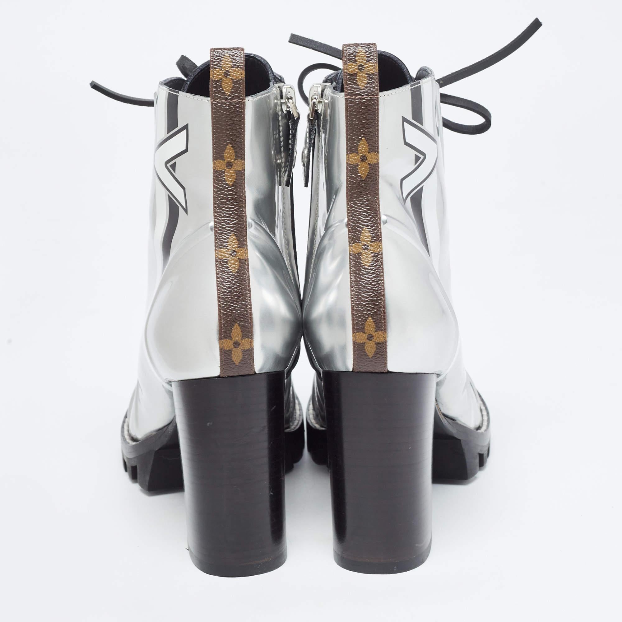 Louis Vuitton Silver Leather Spaceship Ankle Boots Size 40 For Sale 3