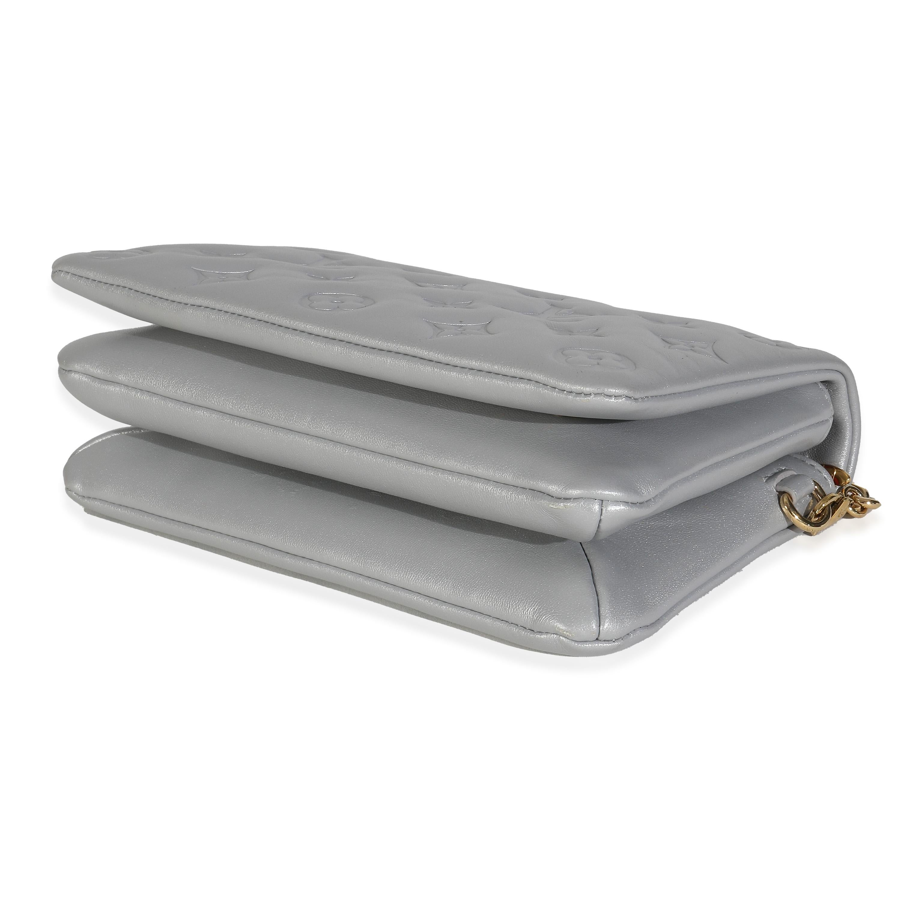 Donna Louis Vuitton Silver Metallic Lambskin Embossed Monogram Pochette Coussin in vendita