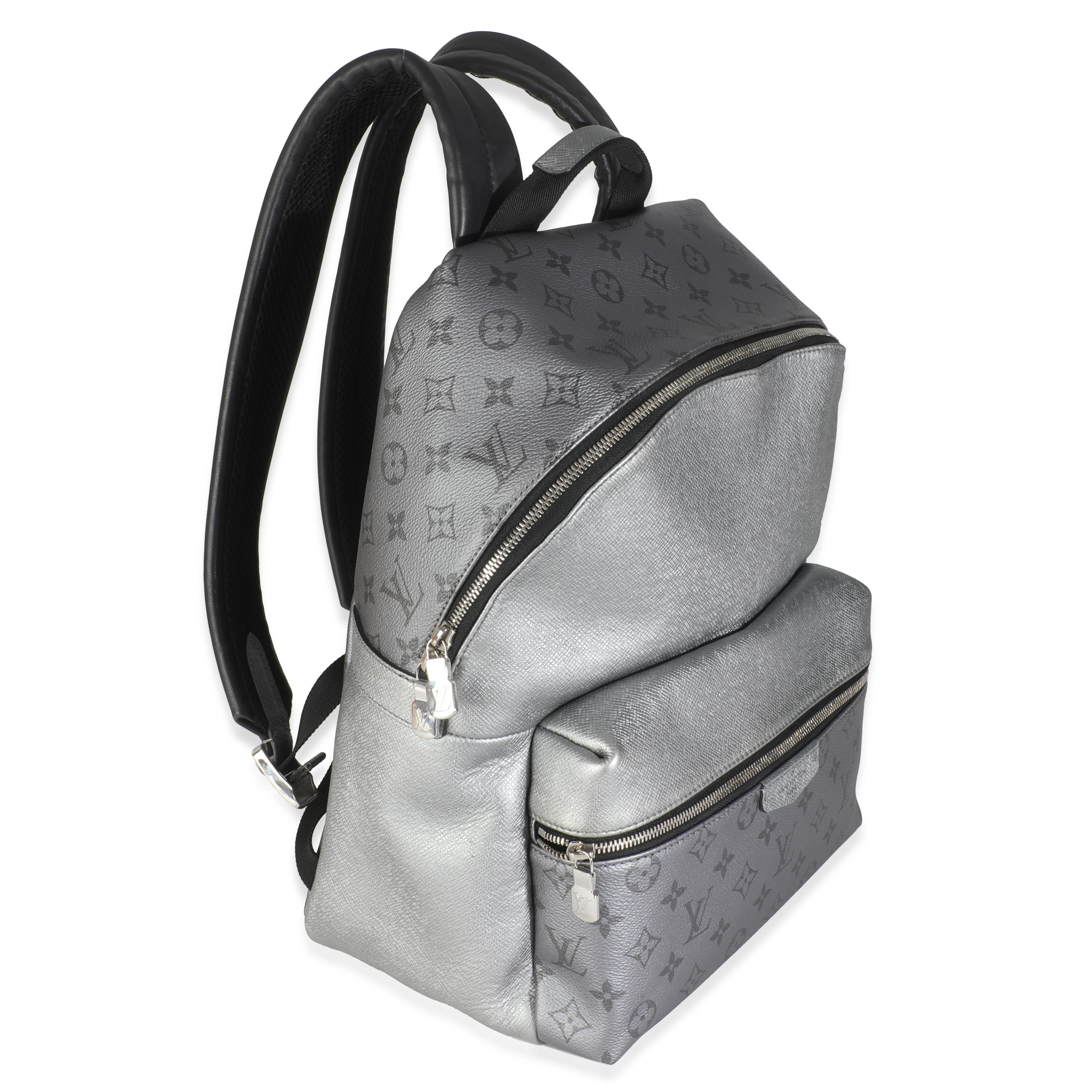 Argento Zaino Discovery in tela Monogram argento di Louis Vuitton in vendita