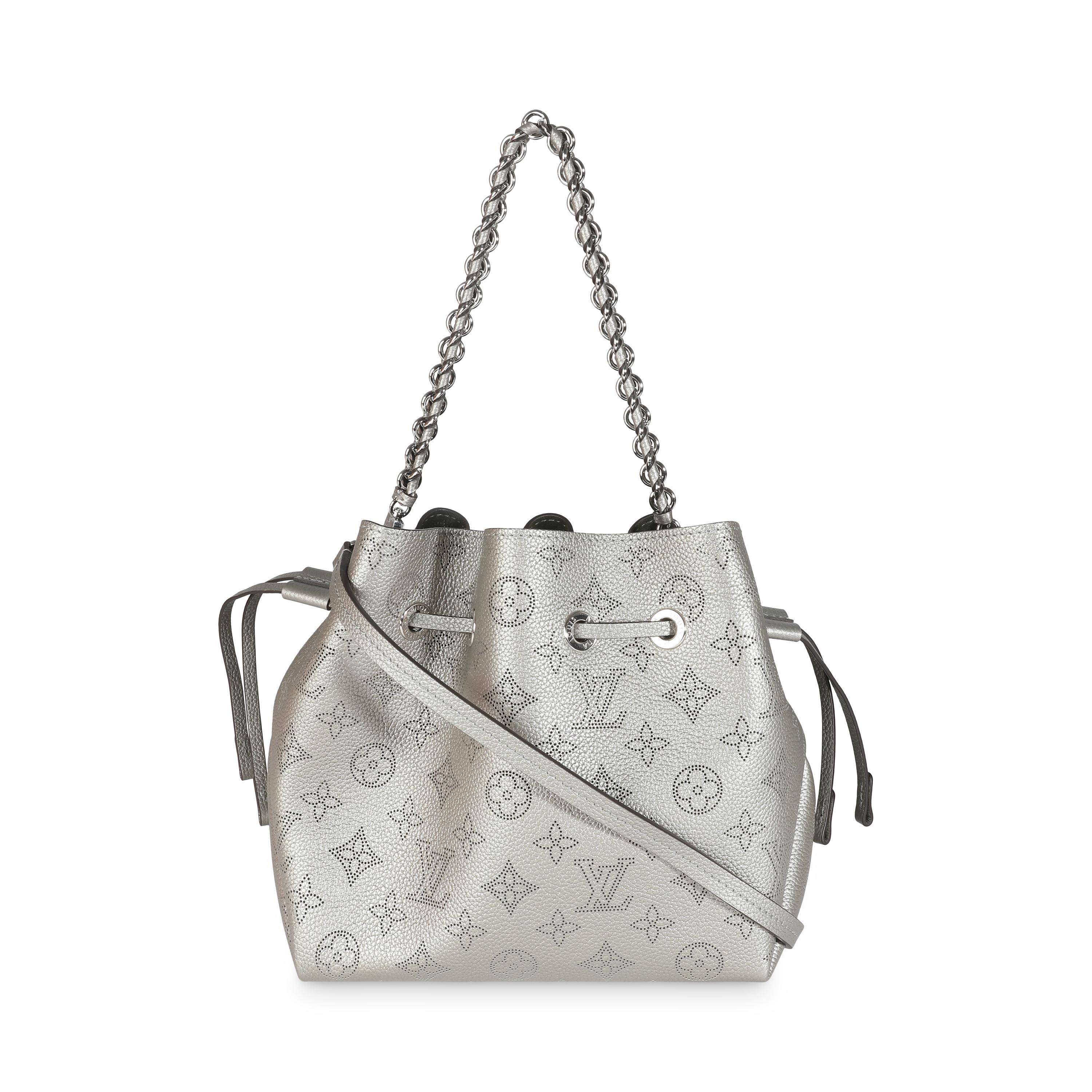 Louis Vuitton Silver Monogram Mahina Bella In Excellent Condition In New York, NY