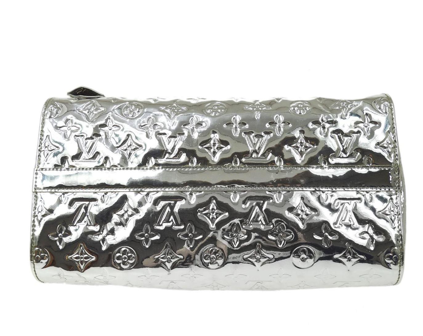 Louis Vuitton Silber Monogramm Miroir Speedy 30 Top Handle Tasche im Zustand „Gut“ in Chicago, IL