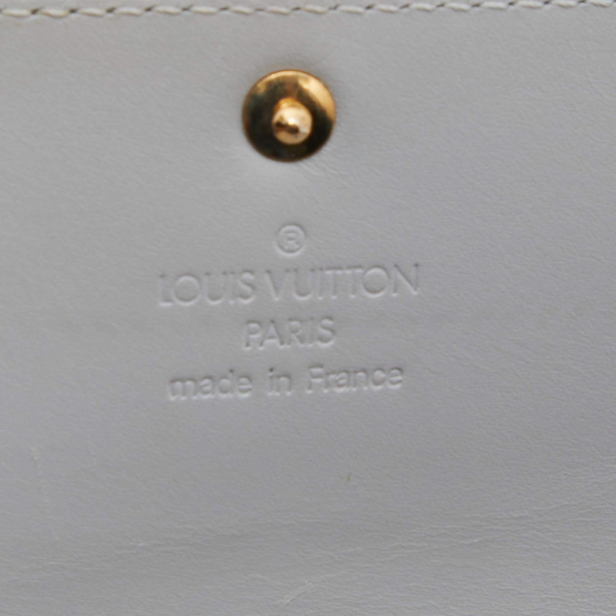 Women's Louis Vuitton Silver Monogram Vernis Sarah Wallet For Sale