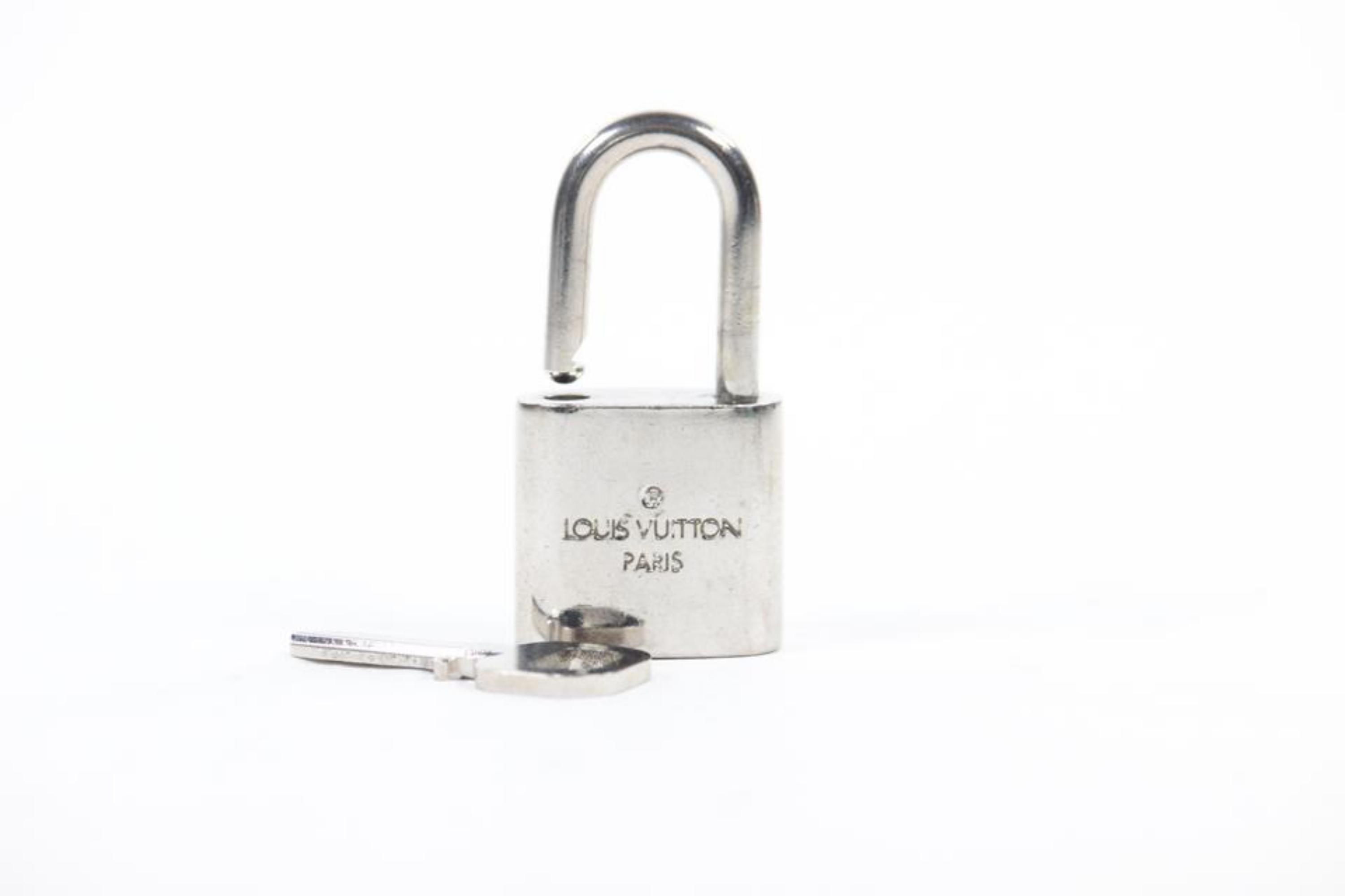 Louis Vuitton Silver Padlock and Key Set Lock Cadena 12LV1104 4