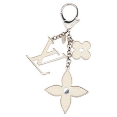 Louis Vuitton Silver Tone Grained Resin Fleur d'Epi Bag Charm