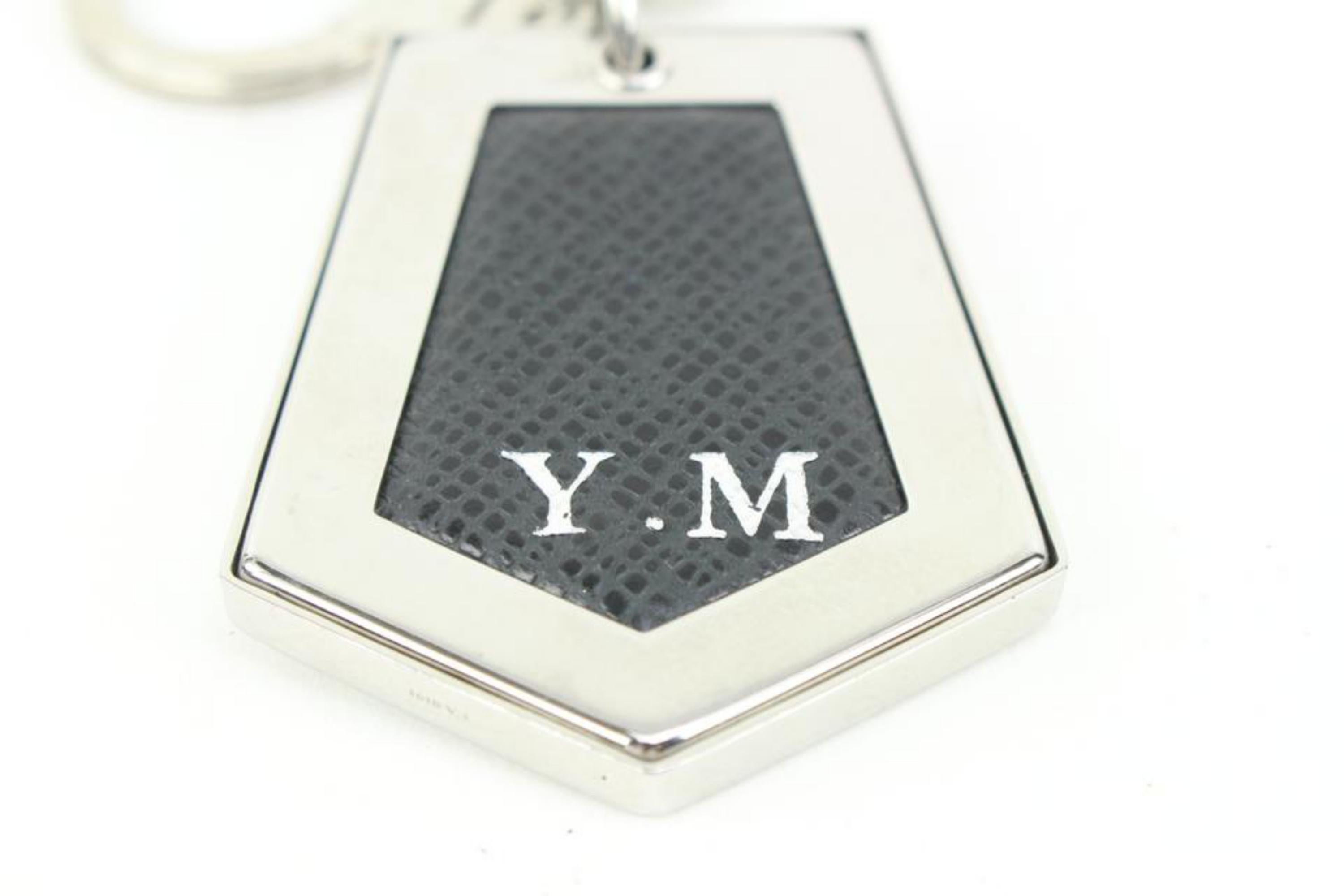 Louis Vuitton Silver x Black Taiga Keychain Bag Charm Pendant 45lz421s For Sale 6