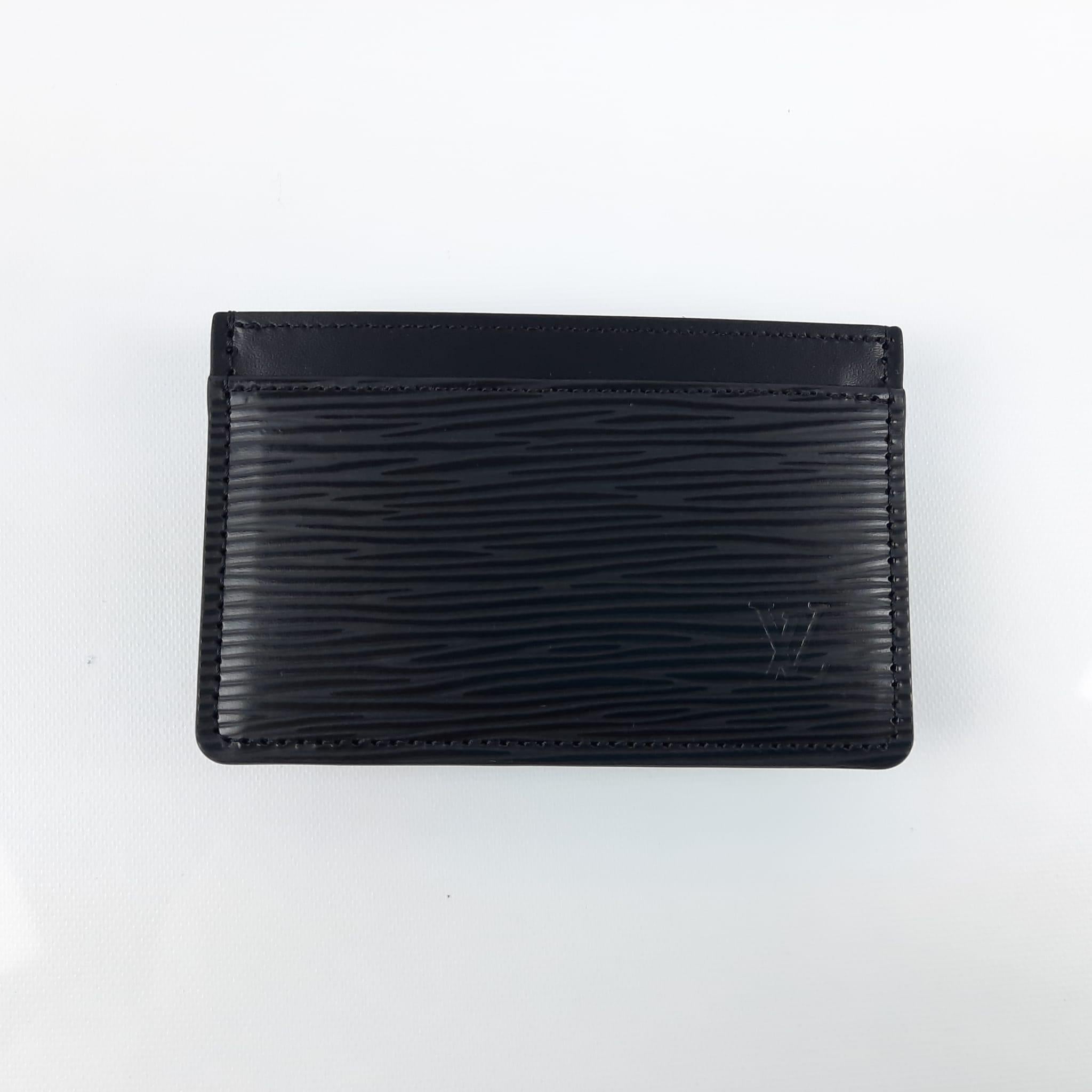 Women's or Men's Louis Vuitton Single card holder Black Epi Leather For Sale