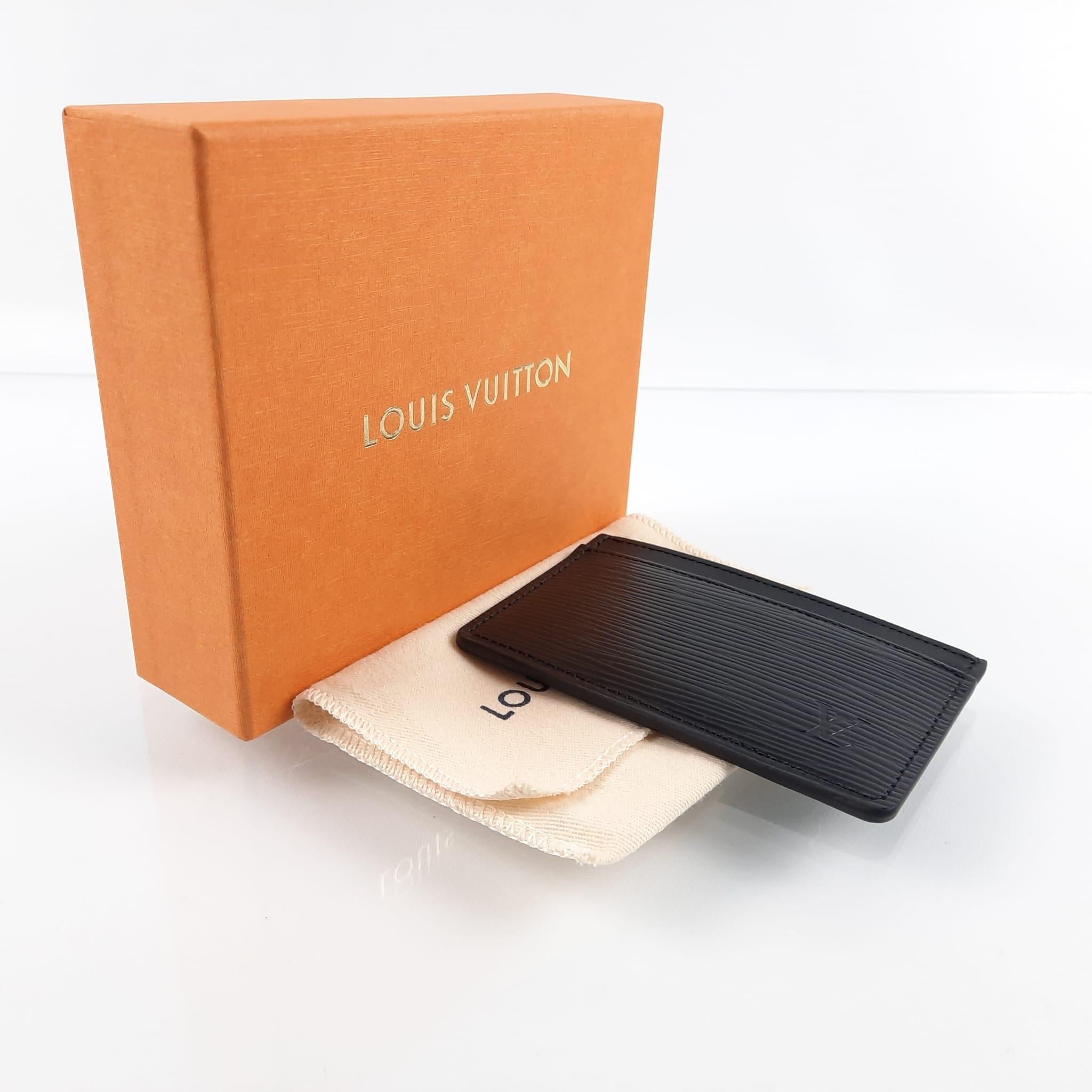 Louis Vuitton Single card holder Black Epi Leather For Sale 3