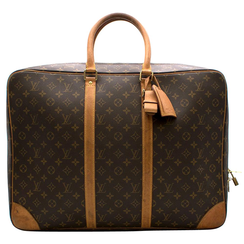 Louis Vuitton Sirius 55 Soft sided Luggage One size