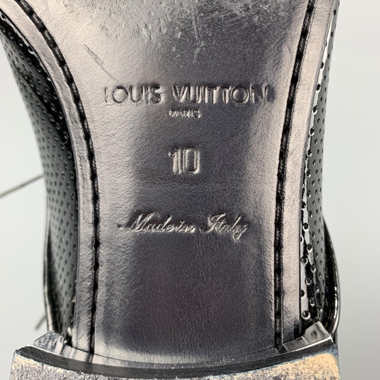 LOUIS VUITTON Size 11 Perforated Black Lace Up Shoe at 1stDibs display picture 1