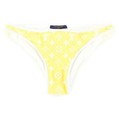 Größe 34 von Louis Vuitton  Extra kleiner gelber Bikini mit Monogramm 82lk727s