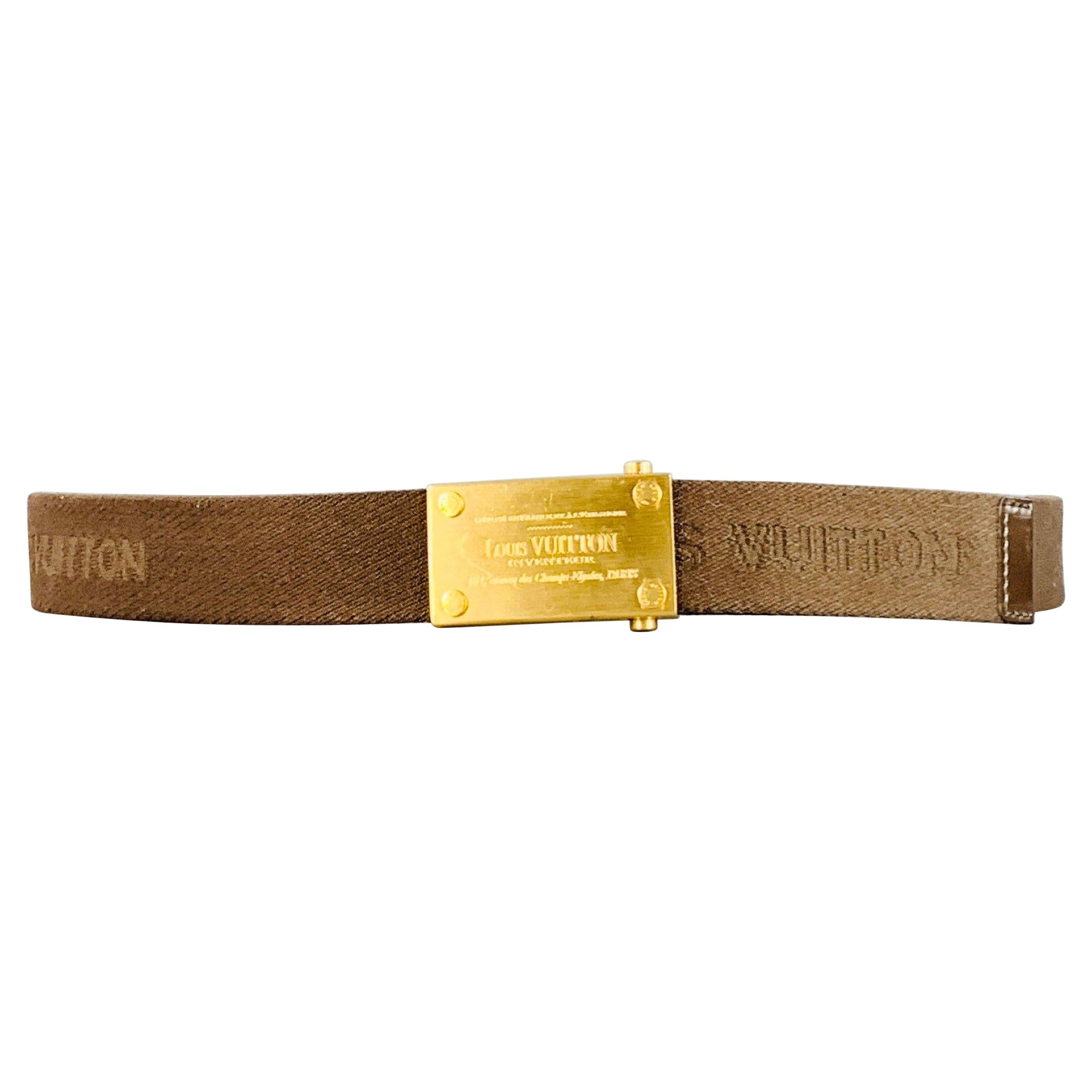 LOUIS VUITTON Size 40 Inventeur Brown Gold Logo Canvas Box Buckle Belt en vente