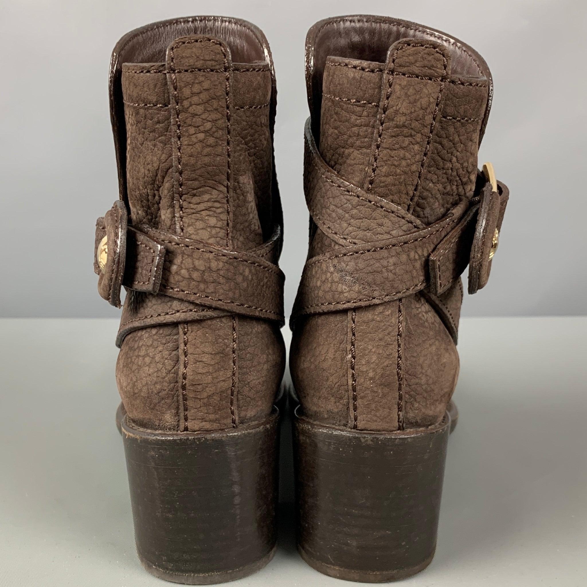 LOUIS VUITTON Size 5.5 Brown Leather Pebble Grain Chunky Heel Boots In Good Condition For Sale In San Francisco, CA