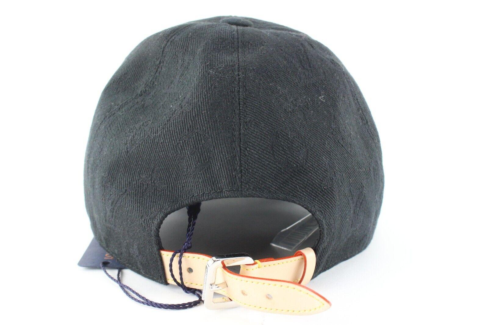 Louis Vuitton Size 58 Black Monogram Essential Cap Baseball Hat 7LK0427 For Sale 4