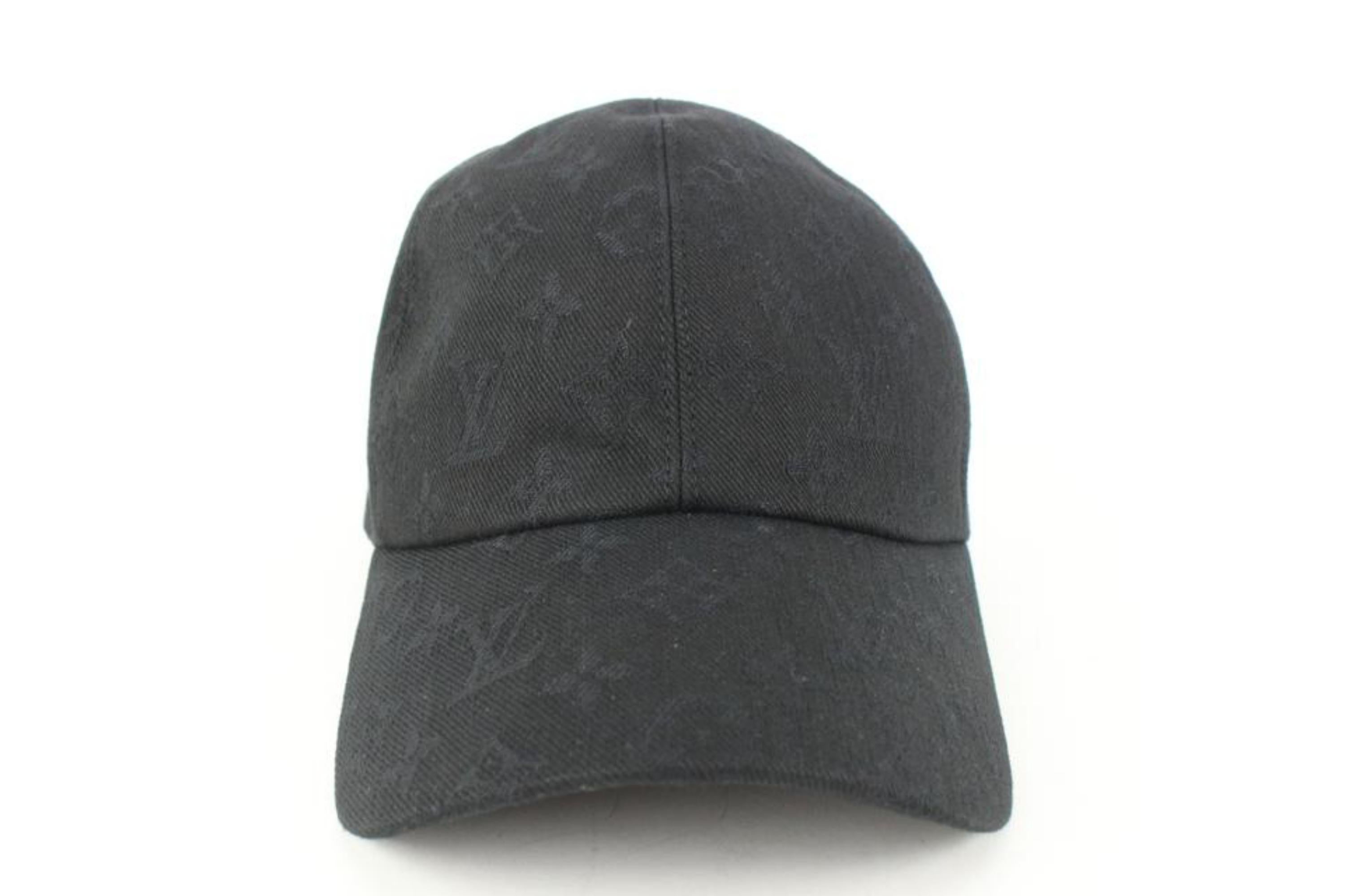 Louis Vuitton Size 60 Black Monogram Essential Baseball Cap Hat 113lv40 In New Condition In Dix hills, NY