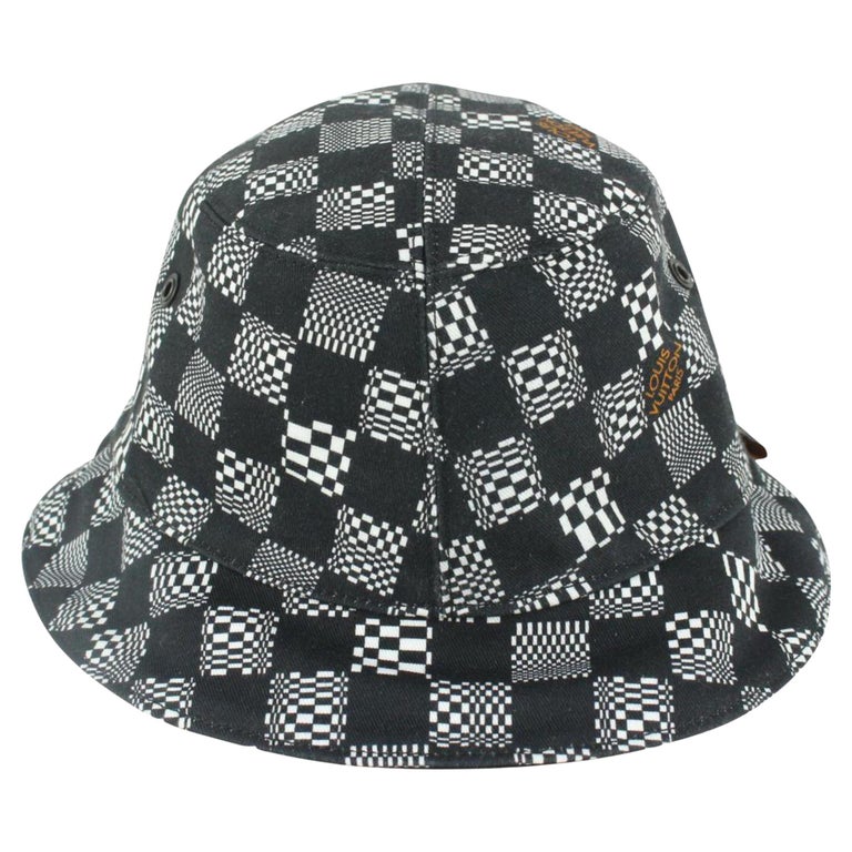 Louis Vuitton Size 60 Black x White Distorted Damier Bucket Hat Fisherman  1115lv at 1stDibs
