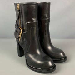 LOUIS VUITTON Size 7 Black Leather Boots