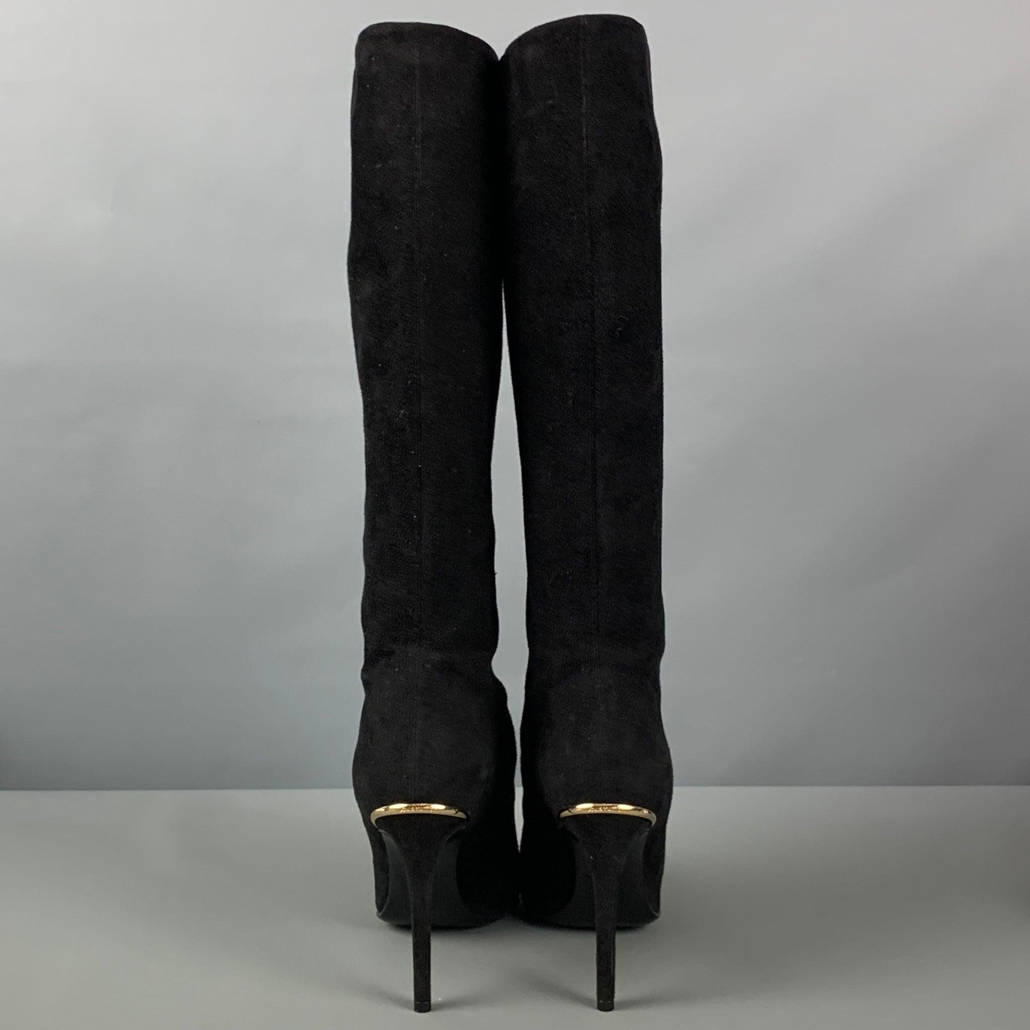 LOUIS VUITTON Size 7 Black Suede Pull On Boots In Good Condition For Sale In San Francisco, CA