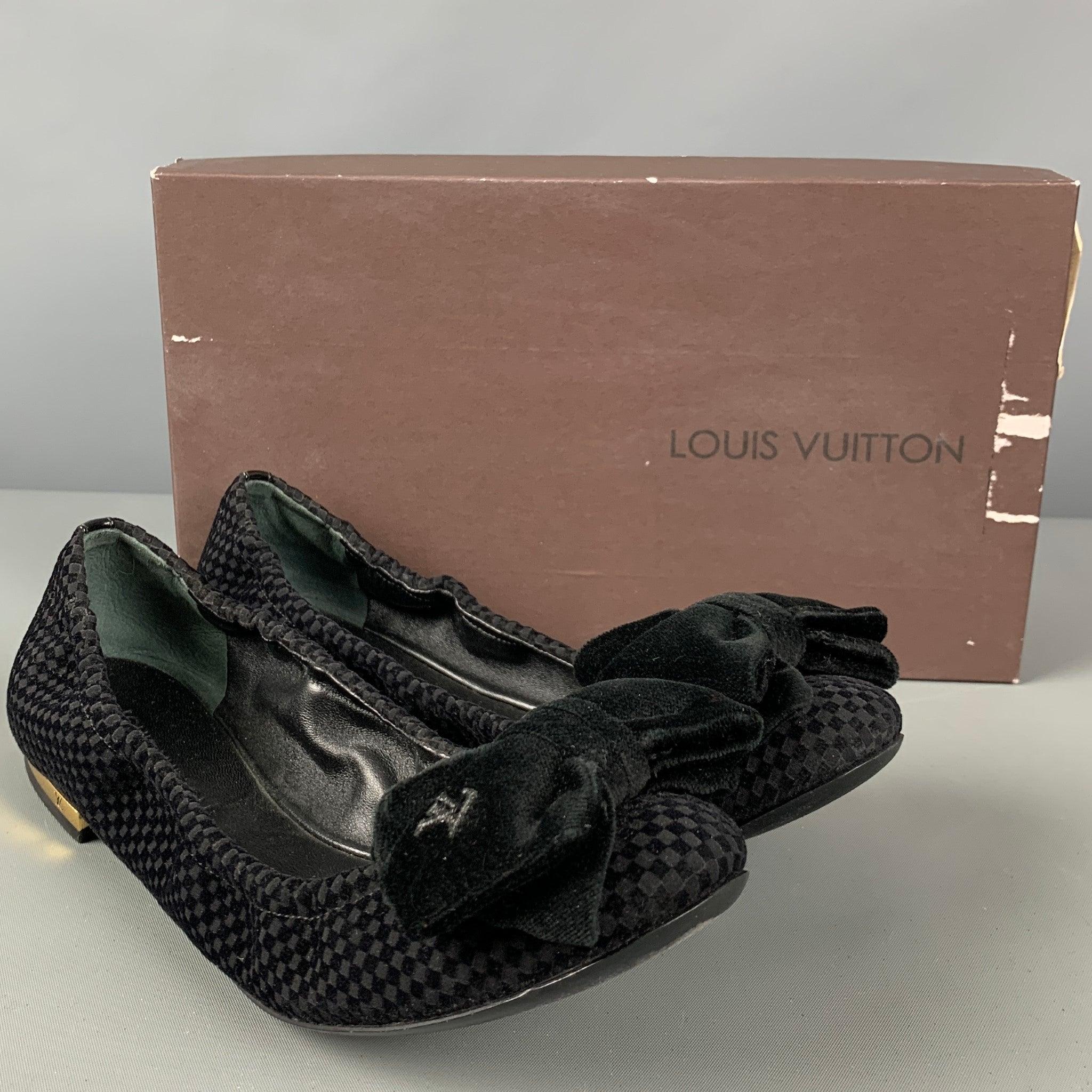 LOUIS VUITTON Size 7 Black Velvet Checkered Ballet Flats For Sale 5
