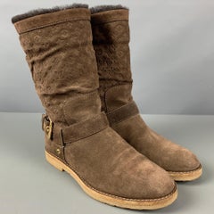LOUIS VUITTON Size 7 Brown Suede Logo Pull On Boots