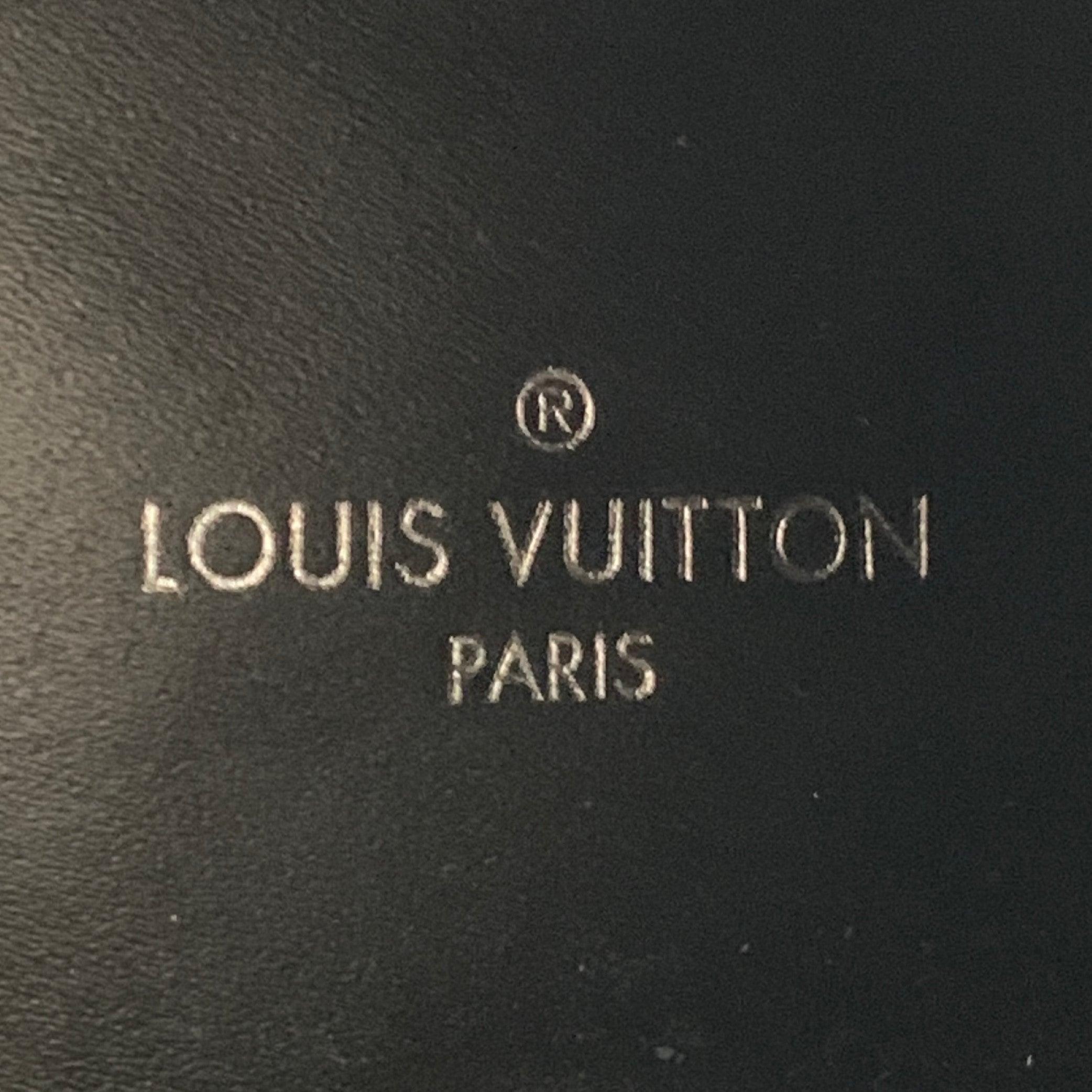 LOUIS VUITTON Size 7.5 Black Patent Leather Tread Sole Lace-Up Boots For Sale 3