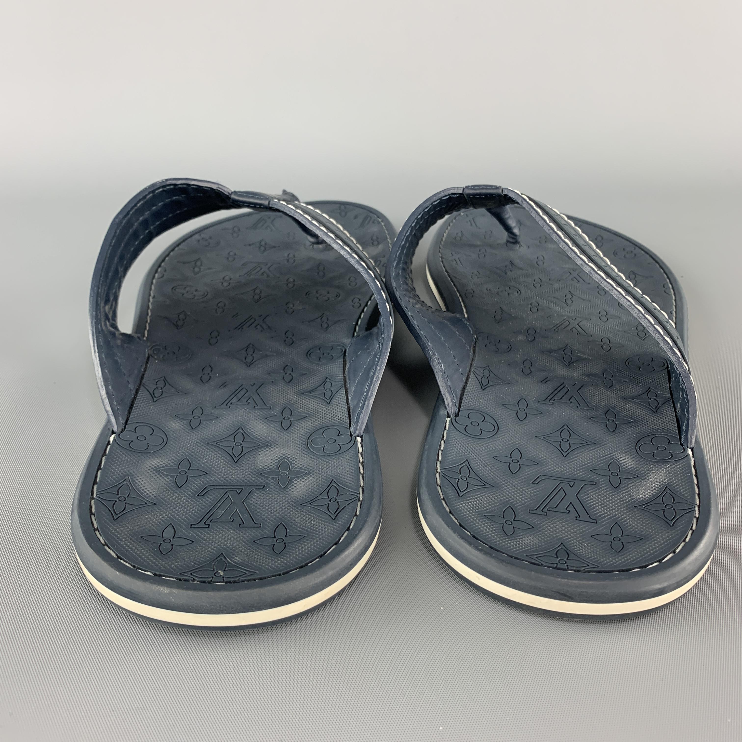 Black LOUIS VUITTON Size 8 Navy Monogram Rubber Thong Sandals