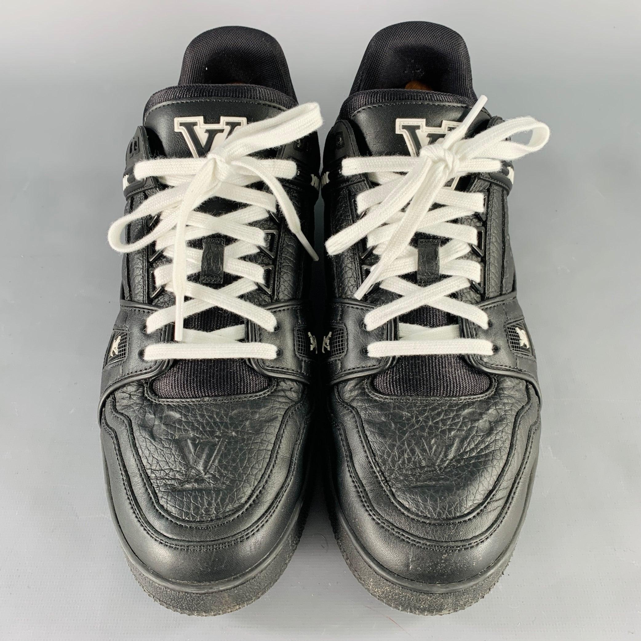 Men's LOUIS VUITTON Size 9.5 Black White Monogram Leather Rubber Sole Sneakers