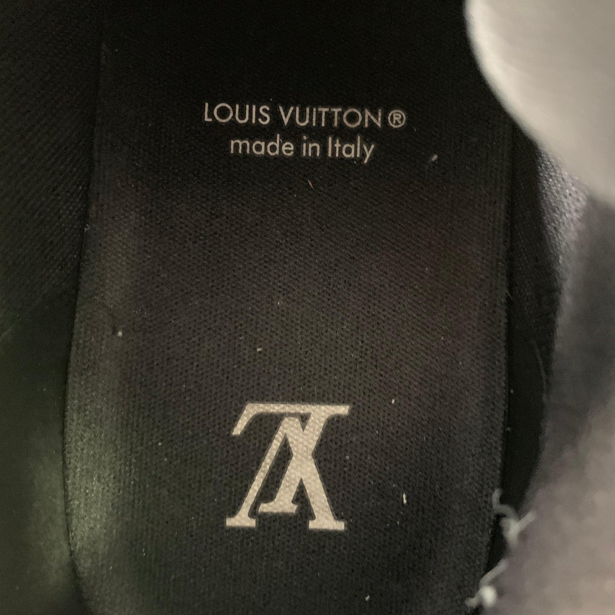 LOUIS VUITTON Size 9.5 Black White Monogram Leather Rubber Sole Sneakers 3