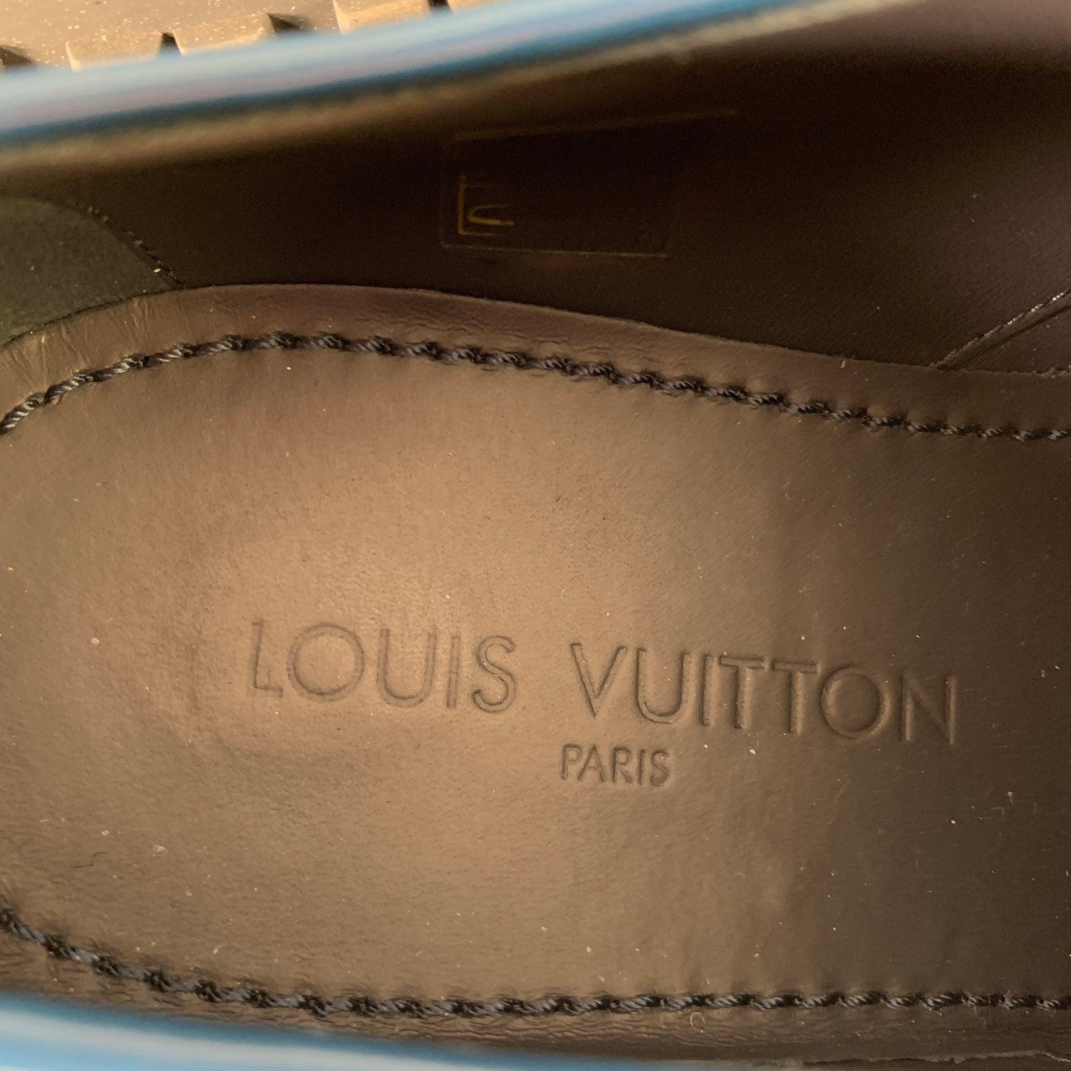 LOUIS VUITTON Size 9.5 Royal Blue Perforated Leather Lace-Up Shoes For Sale 3