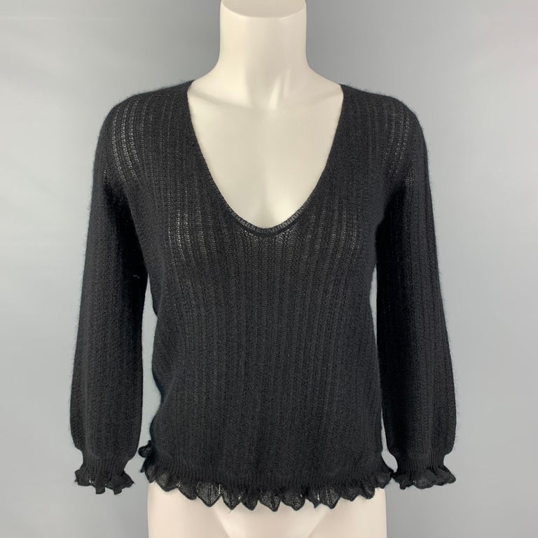 LOUIS VUITTON Size M Black Cashmere 3/4 Sleeves Pullover For Sale at ...