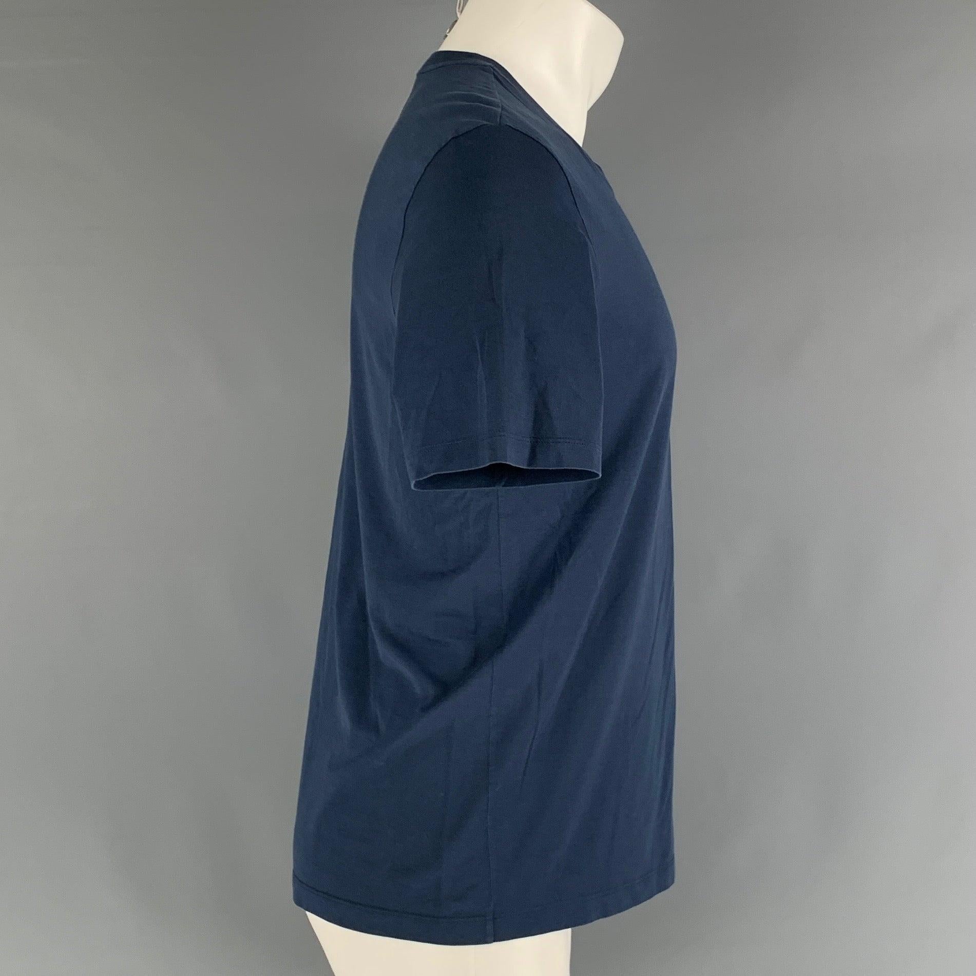 LOUIS VUITTON Size M Blue Applique Cotton Crew-Neck T-shirt In Good Condition For Sale In San Francisco, CA