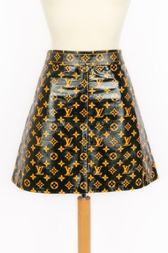 Louis Vuitton skirt
