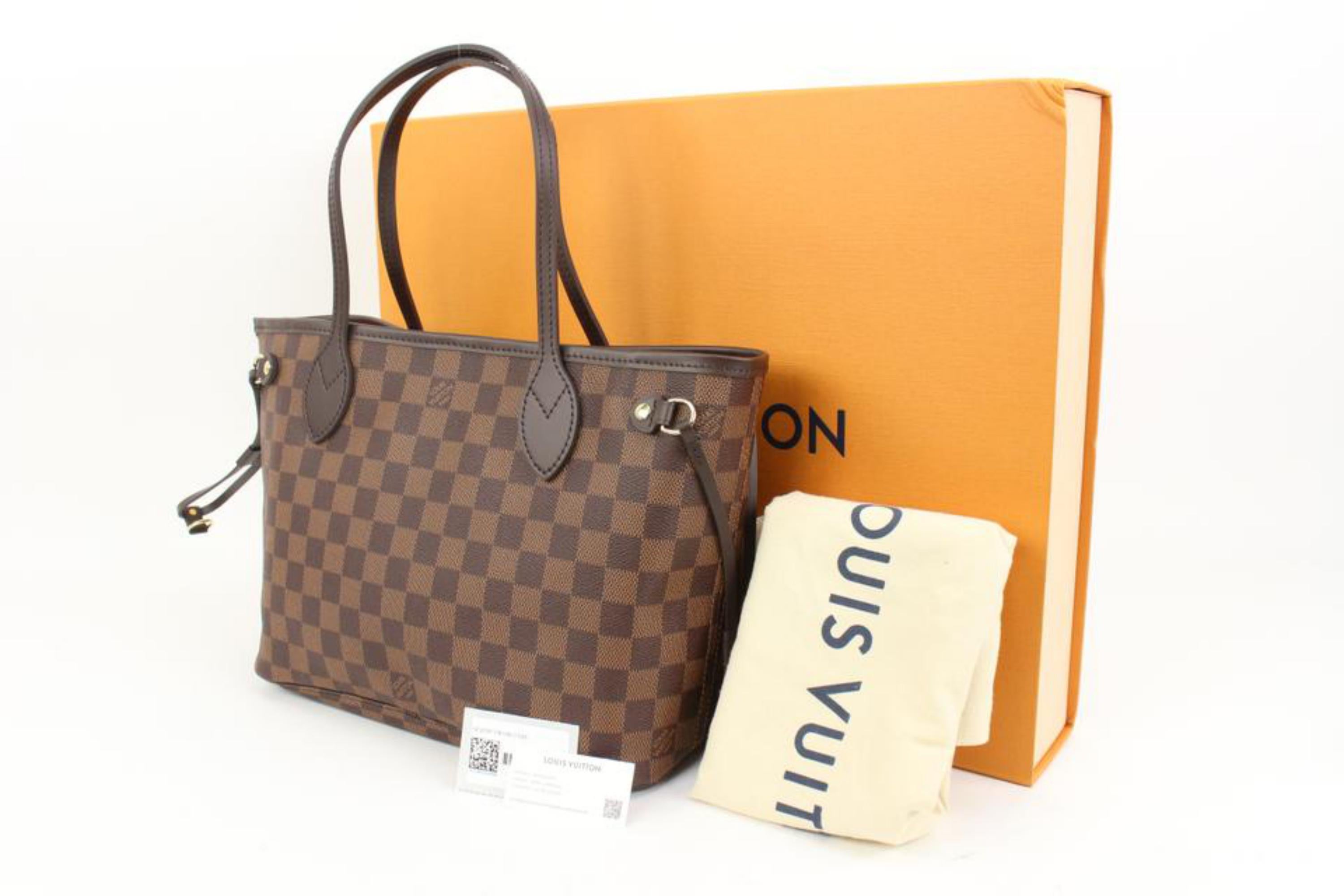 Louis Vuitton Small Damier Ebene Neverfull PM Tote Bag 44lk82
Date Code/Serial Number: RFID Chip
Made In: France
Measurements: Length:  14.5