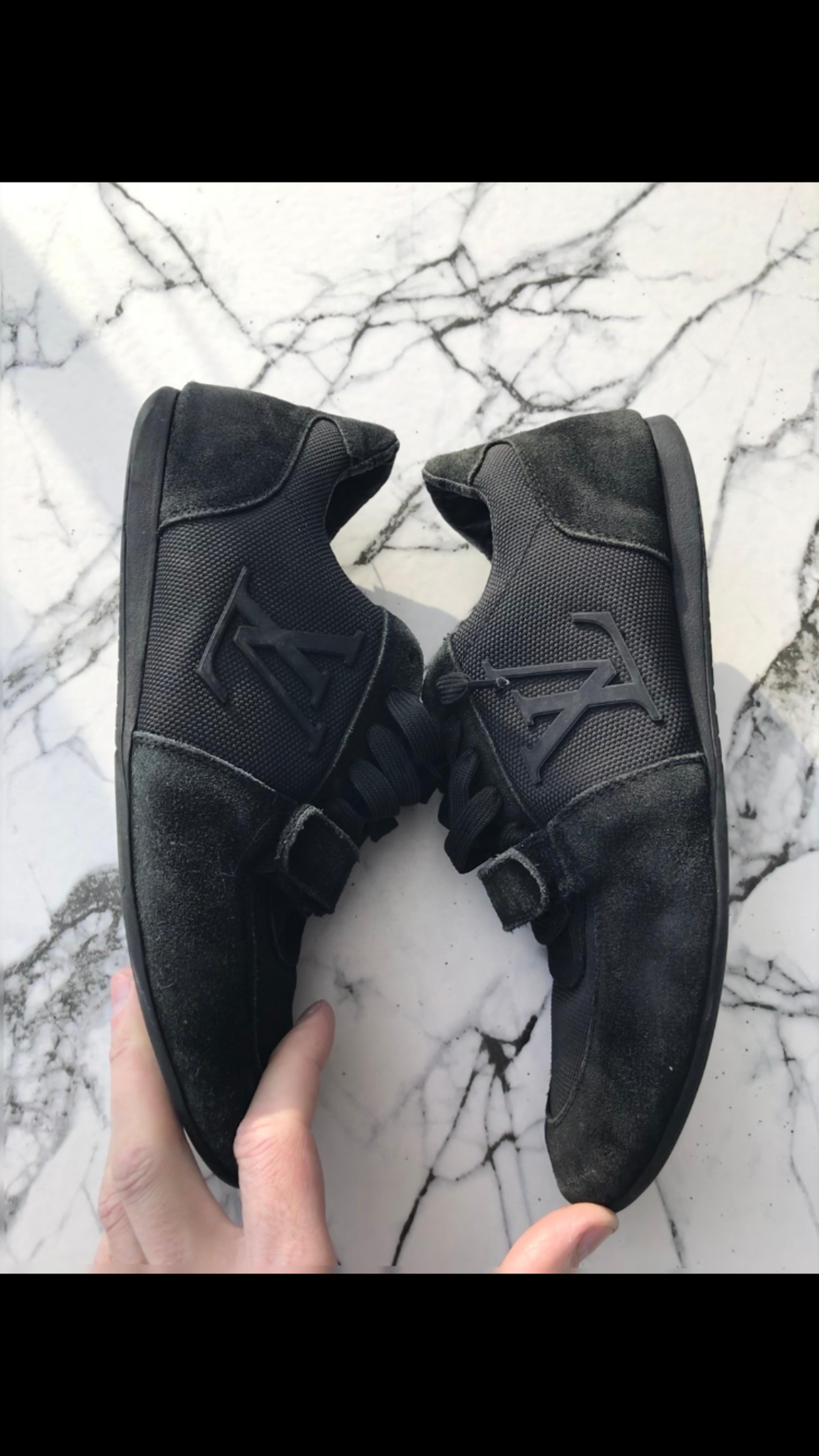 Contemporary louis vuitton sneakers For Sale