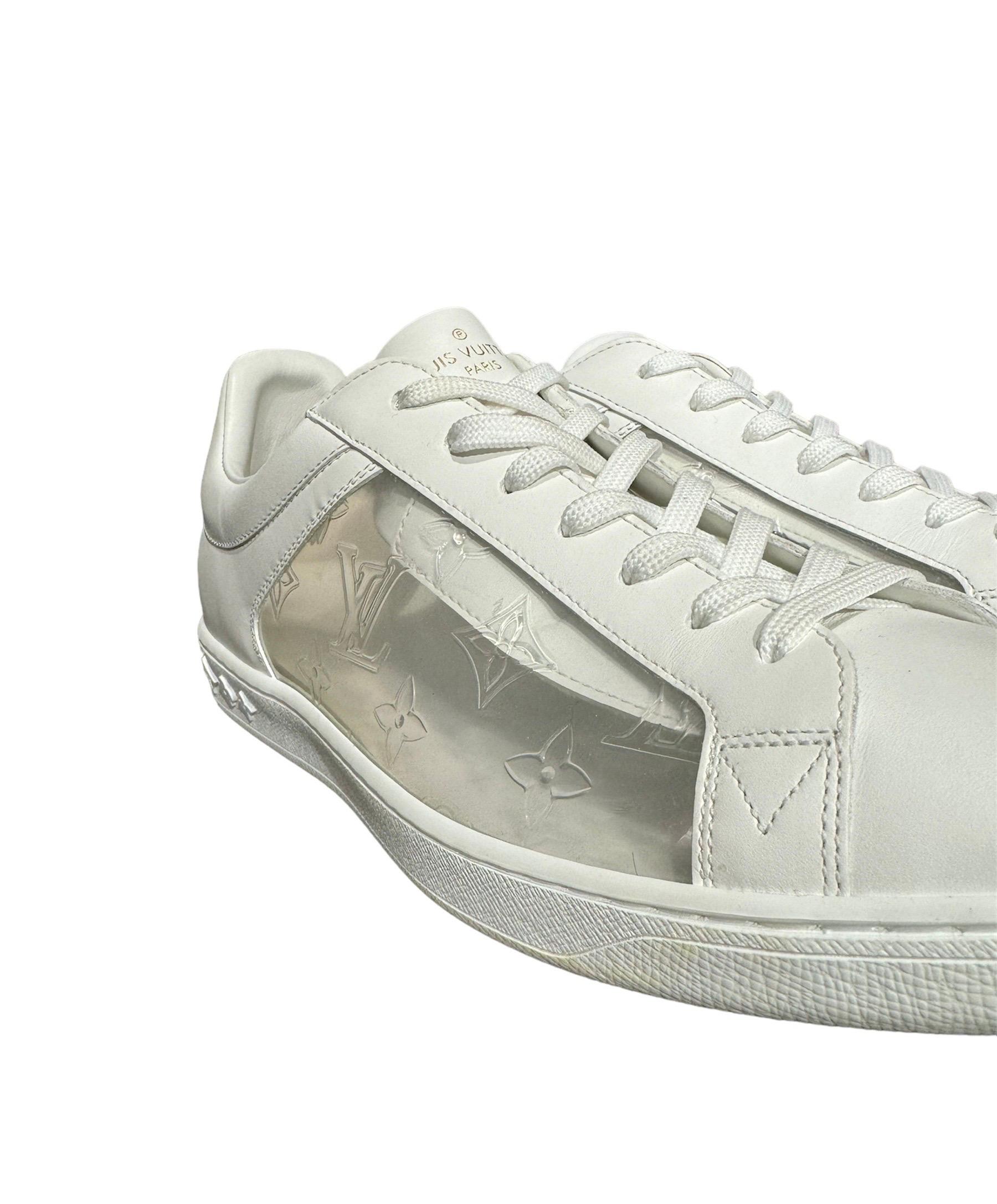 Louis Vuitton Sneakers Luxembourg In Excellent Condition For Sale In Torre Del Greco, IT