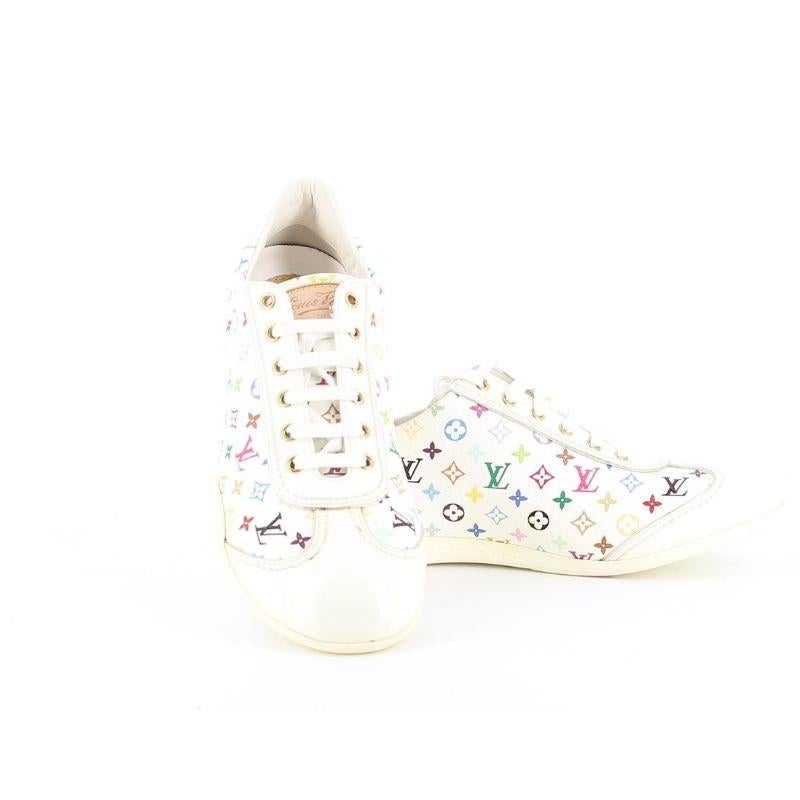 Louis Vuitton Turnschuhe monogramme multicolor

Sehr guter Zustand, weist leichte Gebrauchsspuren auf
Größe: FR36
Absatz: 2cm
Verpackung: Opulence Vintage

Zusätzliche Informationen:
Designer: Louis Vuitton 
Abmessungen: Höhe 2 cm / 1