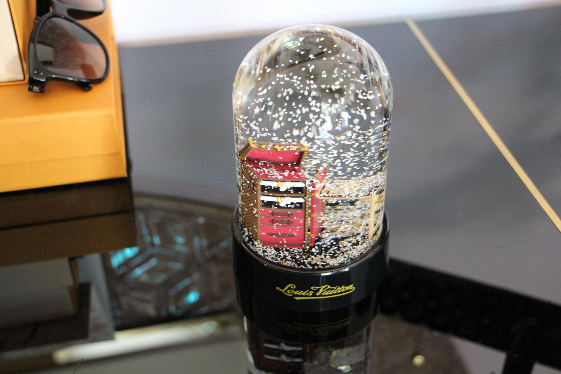 cartier snow globe