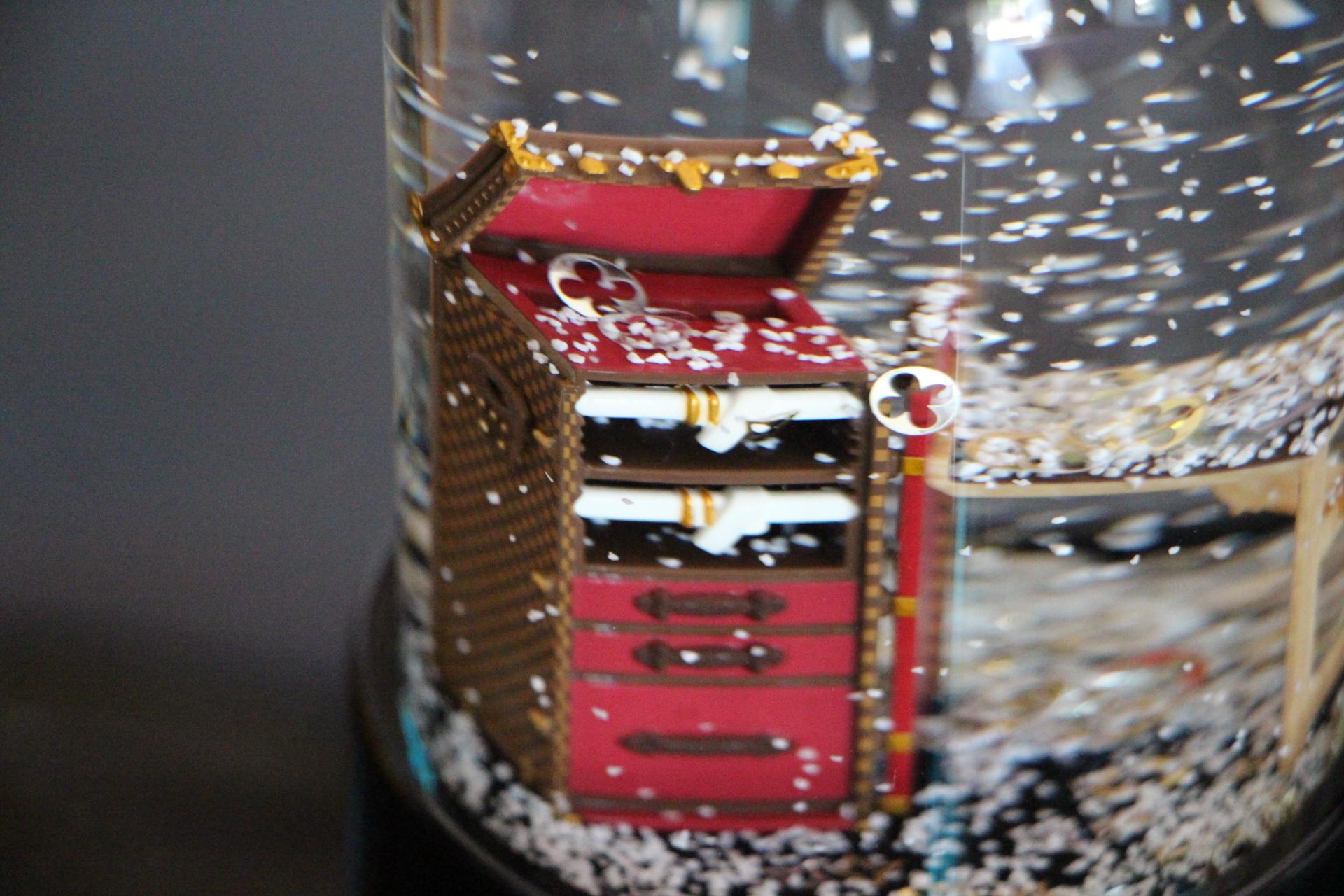 lv snow globe