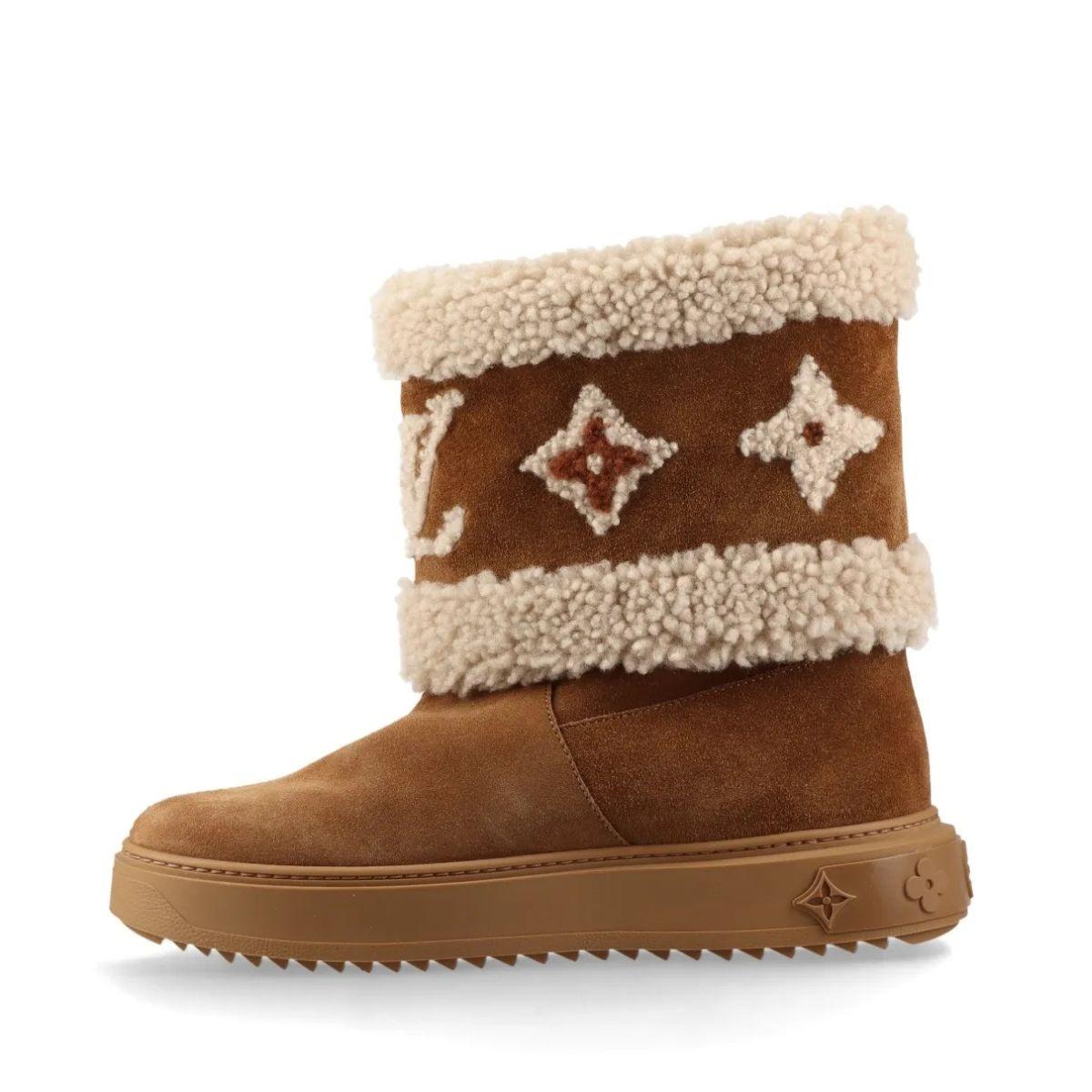Louis Vuitton Snowdrop Wildlederstiefelette Braun im Angebot 1
