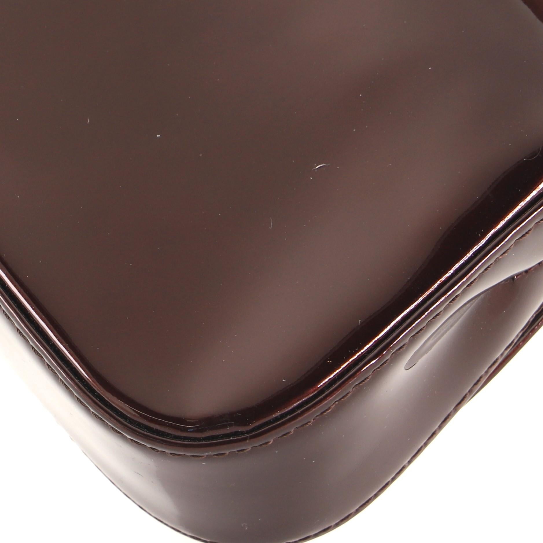 Louis Vuitton Sobe Clutch Patent 1