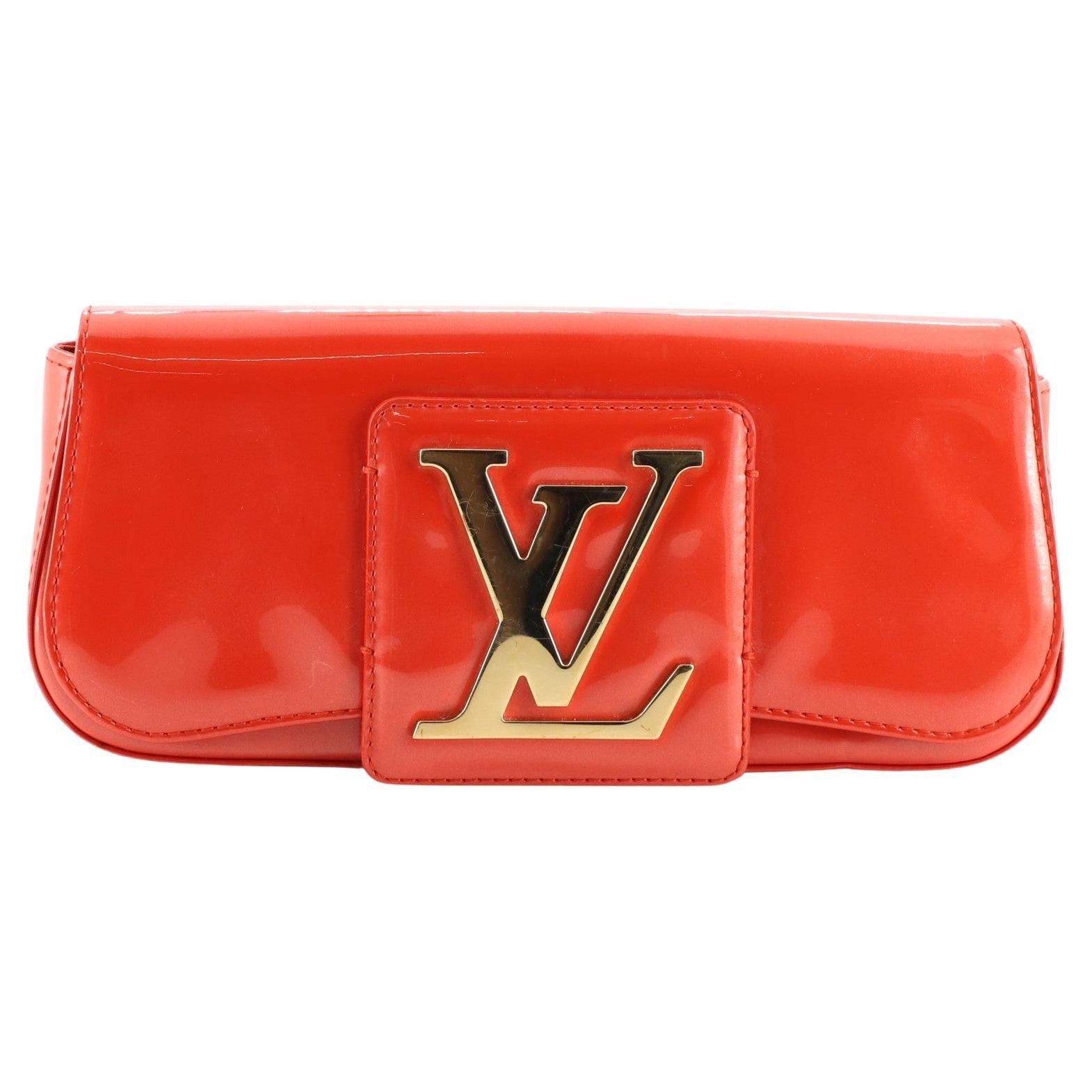 Louis Vuitton - Pochette souple vernie