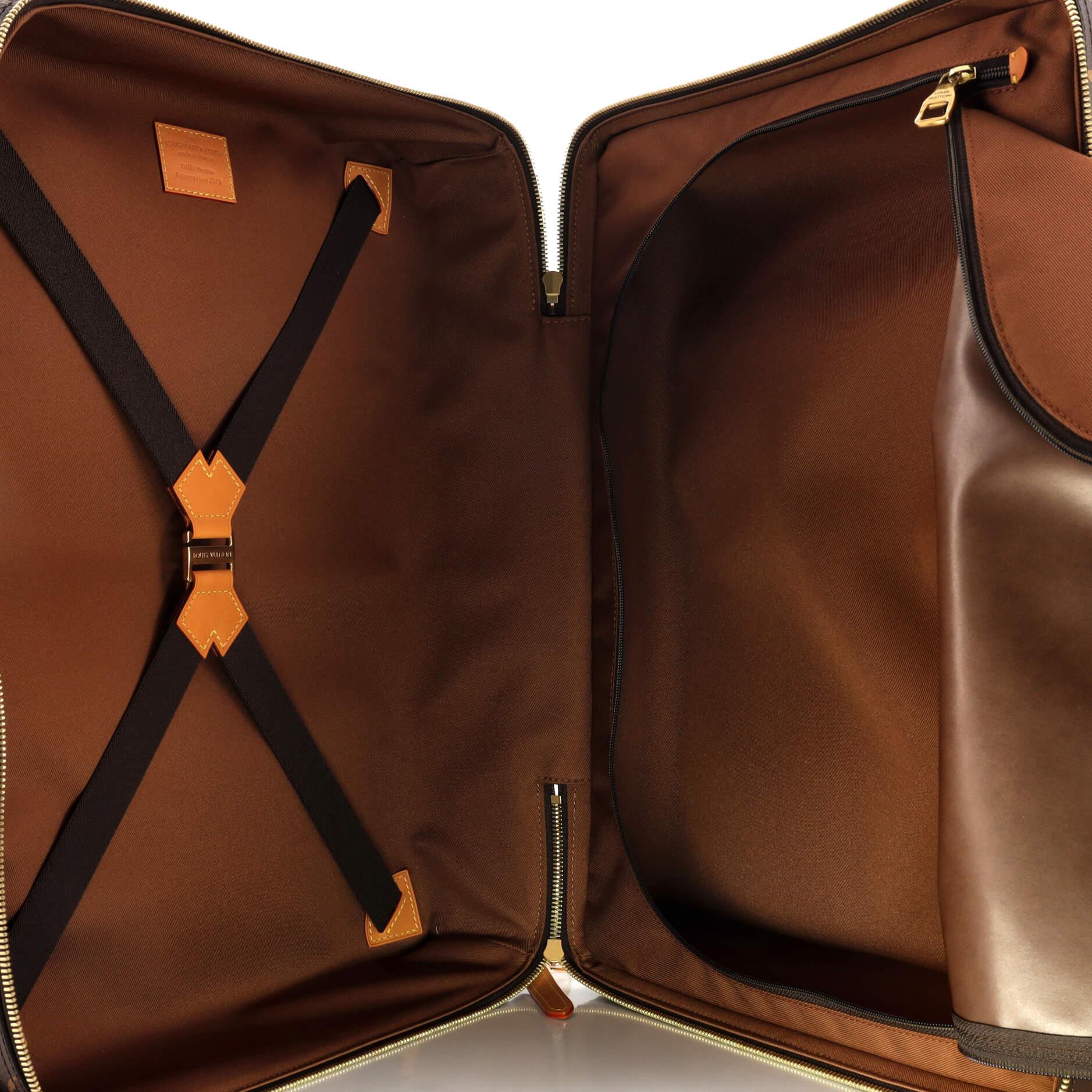 Zaino Louis Vuitton Soft Trunk in tela Monogram MM In condizioni buone a NY, NY