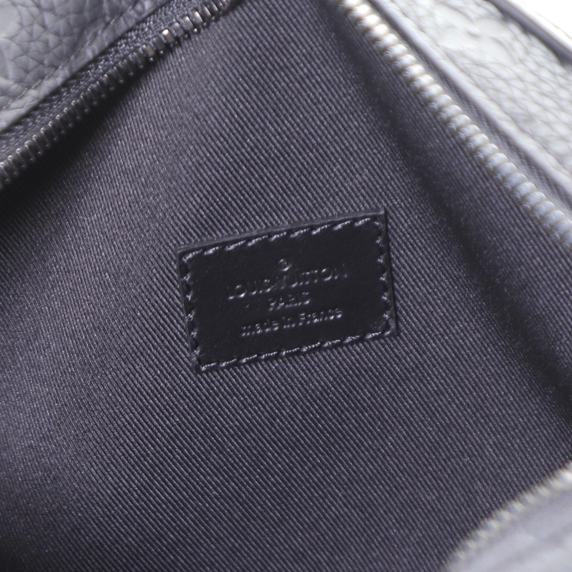 Louis Vuitton - Sac fourre-tout souple en cuir Monogram Taurillon 1