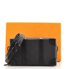 Portafoglio Louis Vuitton Soft Trunk in pelle Monogram Taurillon