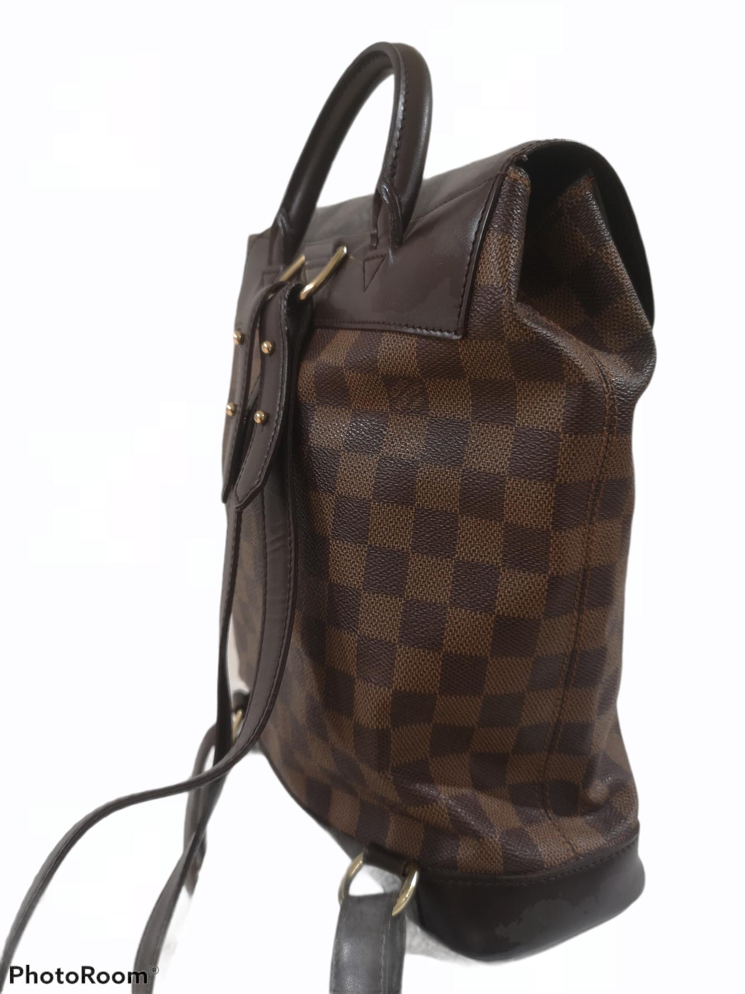 Women's or Men's Louis Vuitton Soho brown leather backpack For Sale