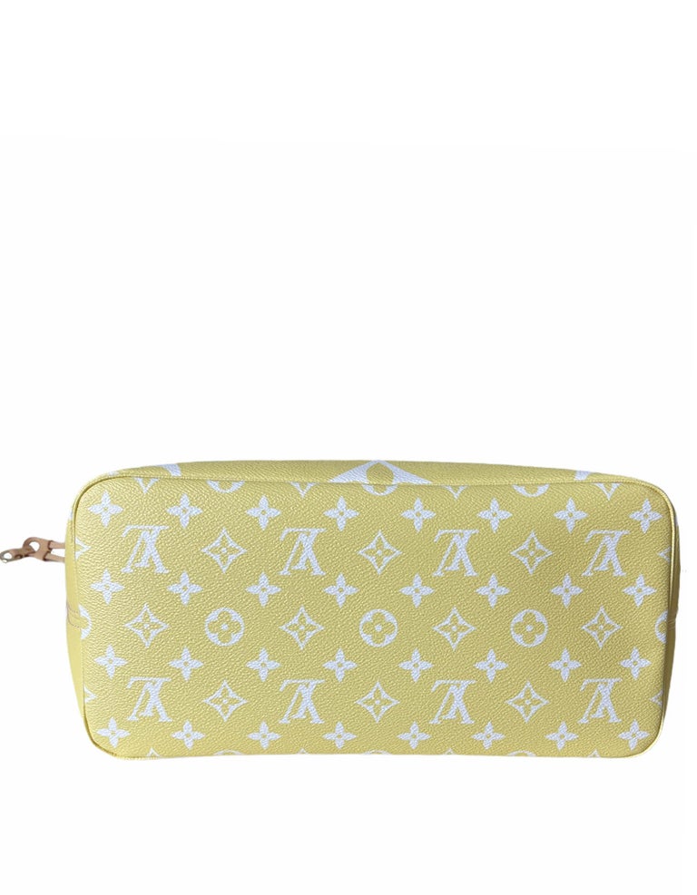 Louis Vuitton SOLD OUT Mist Monogram Giant By The Pool Neverfull